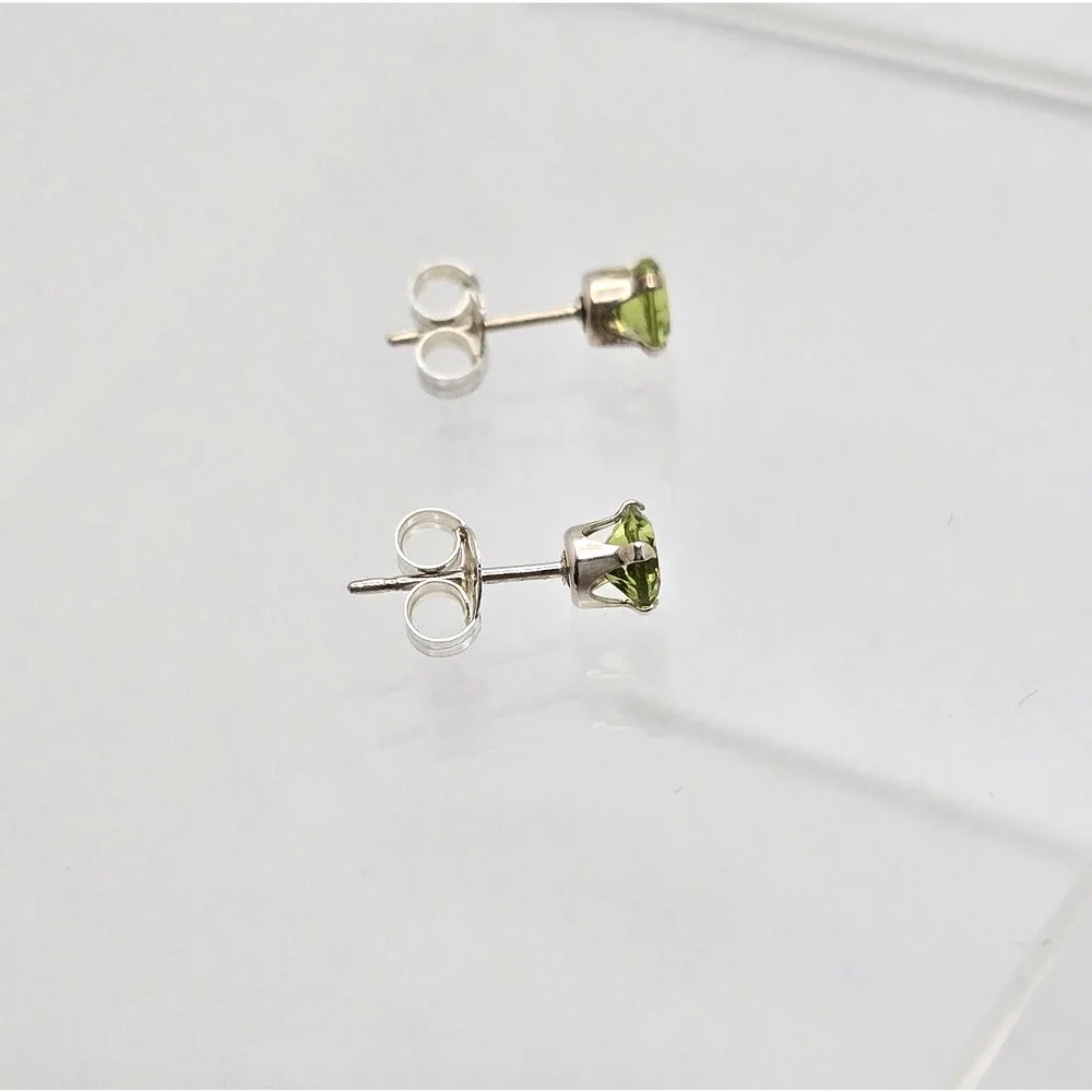 Sterling Silver Earrings Green Stone Pierced Stud Classic Minimalist Dainty Twee
